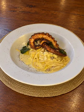 Octopus Carbonara
